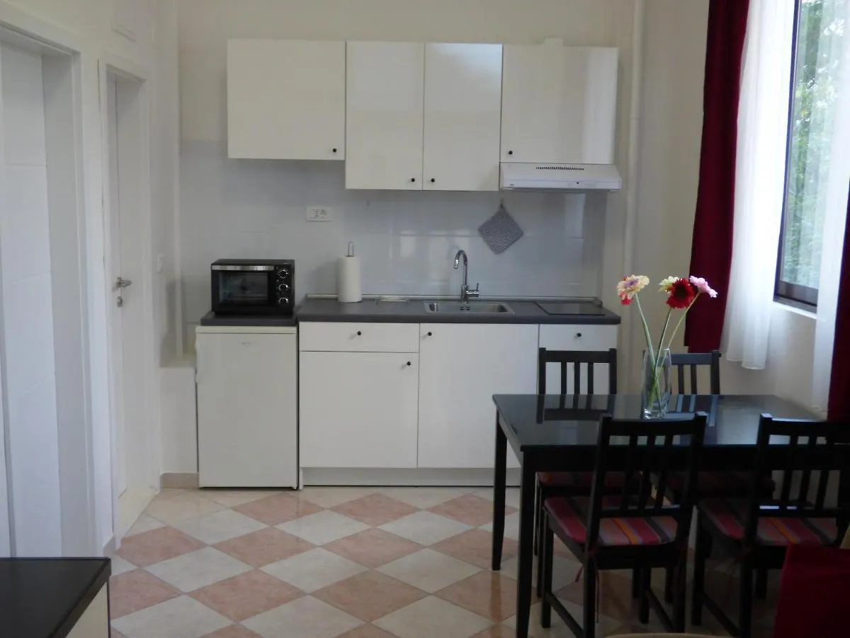 Apartman Mira Apartment Split